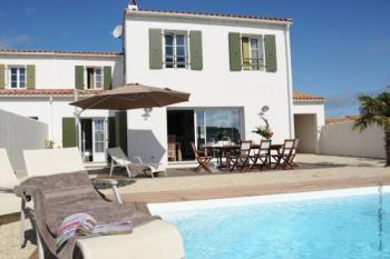 ile de ré Villa with individual heated swimming pool for 8/9 people