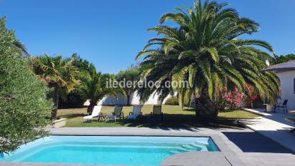 ile de ré Beautiful single storey house with pool in beautiful garden sports