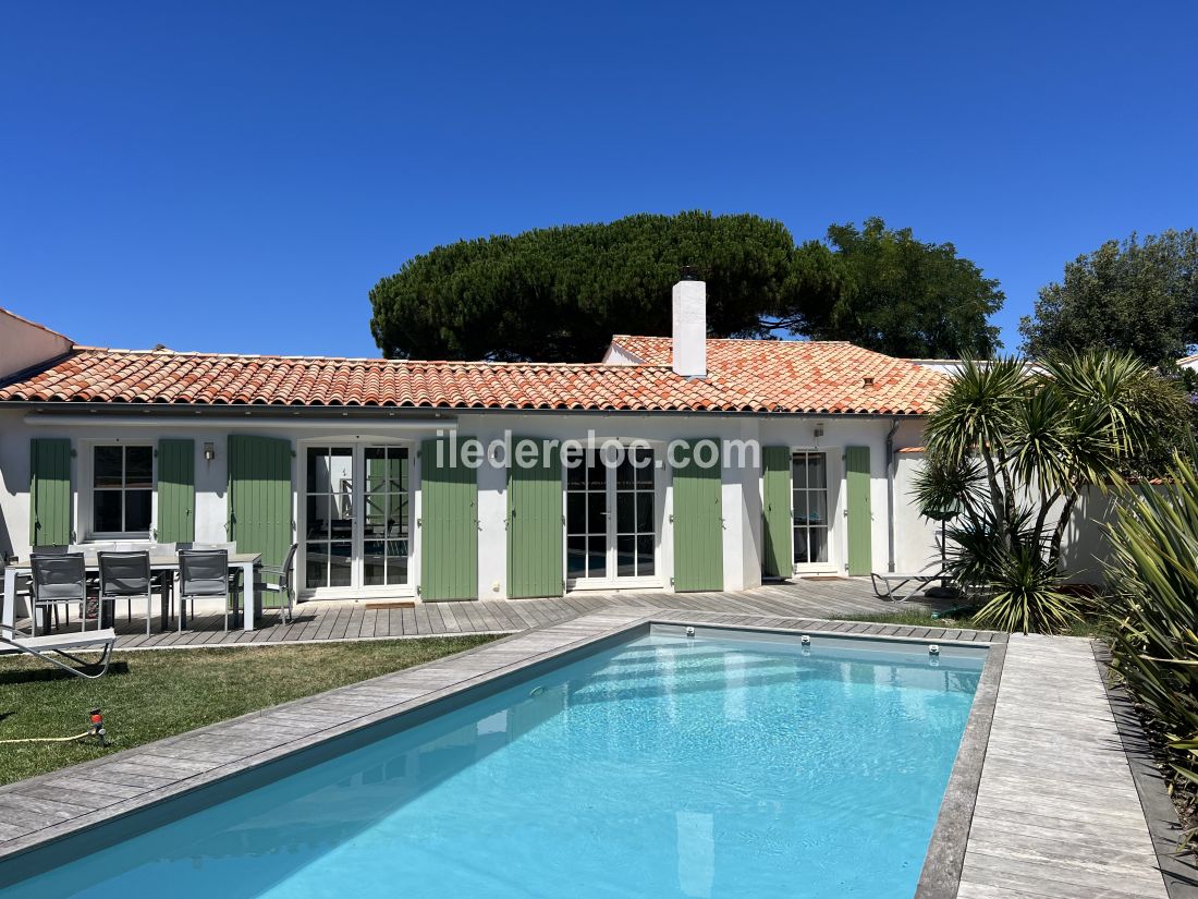 ile de ré House classified 4  with heated swimming pool from april to october