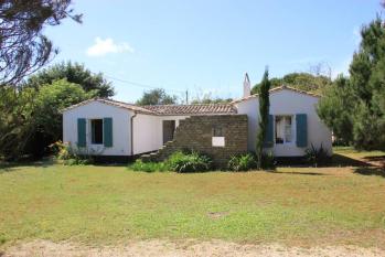 ile de ré Small house near wild beach