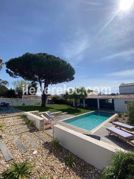 ile de ré Architect house with heated swimming pool, close to the beach