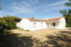 ile de ré One-storey house located 100 m from the beach