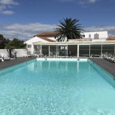 ile de ré Villa n13 in residence with heated swimming pool by the sea