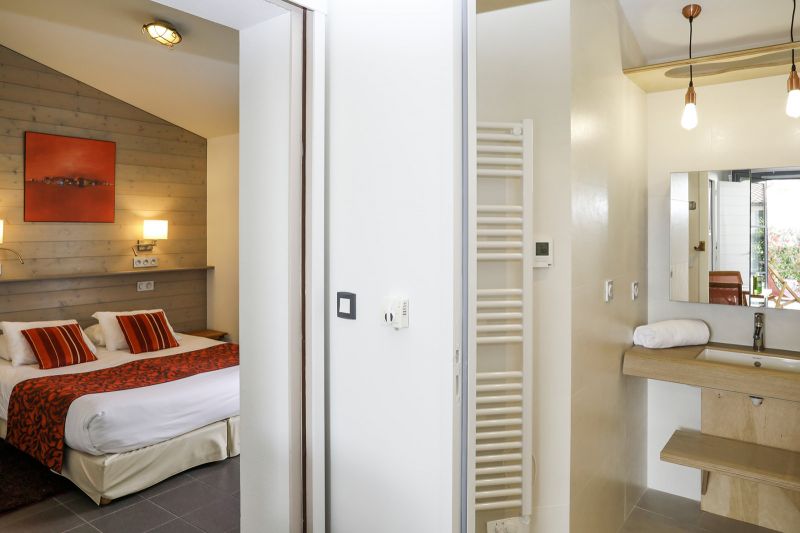 Photo 32: An accomodation located in Sainte-Marie-de-Ré on ile de Ré.