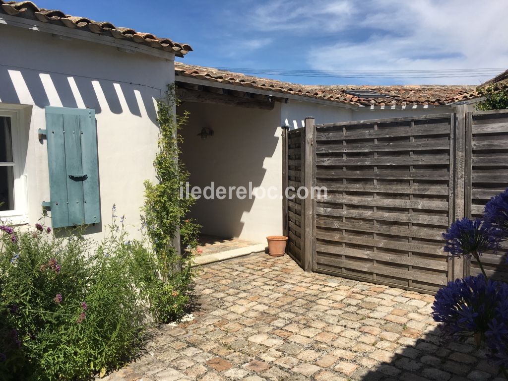 Photo 11: An accomodation located in Le Bois-Plage-en-Ré on ile de Ré.