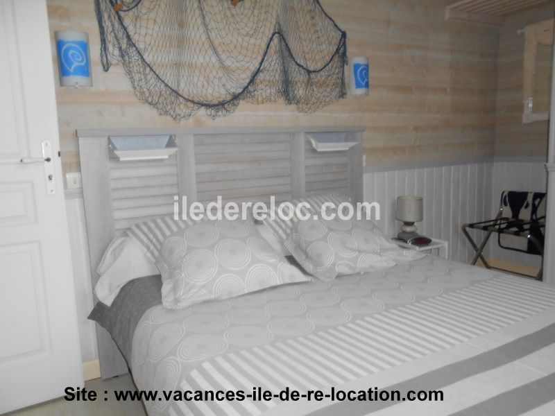 Photo 5: An accomodation located in Saint-Martin-de-Ré on ile de Ré.