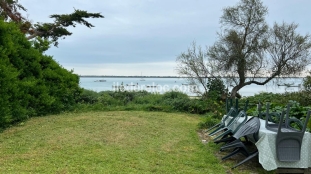 Ile de R&eacute;:House direct access to the sea. large house 12 people