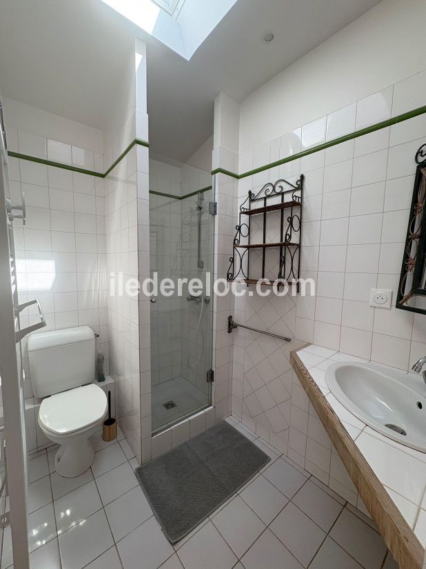 Photo 14: An accomodation located in Les Portes-en-R&eacute; on ile de R&eacute;.