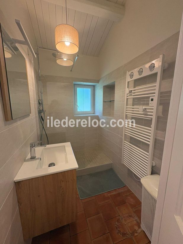 Photo 15: An accomodation located in Les Portes-en-R&eacute; on ile de R&eacute;.