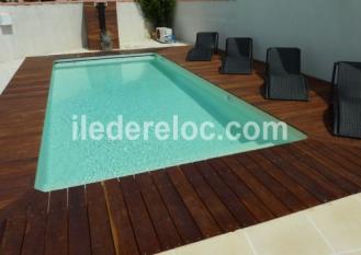 Ile de Ré:Very comfortable air-conditioned house, enclosed by walls, private heated swimmi
