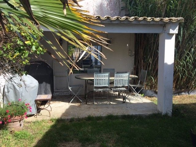 Photo 11: An accomodation located in Saint-Clément-des-Baleines on ile de Ré.