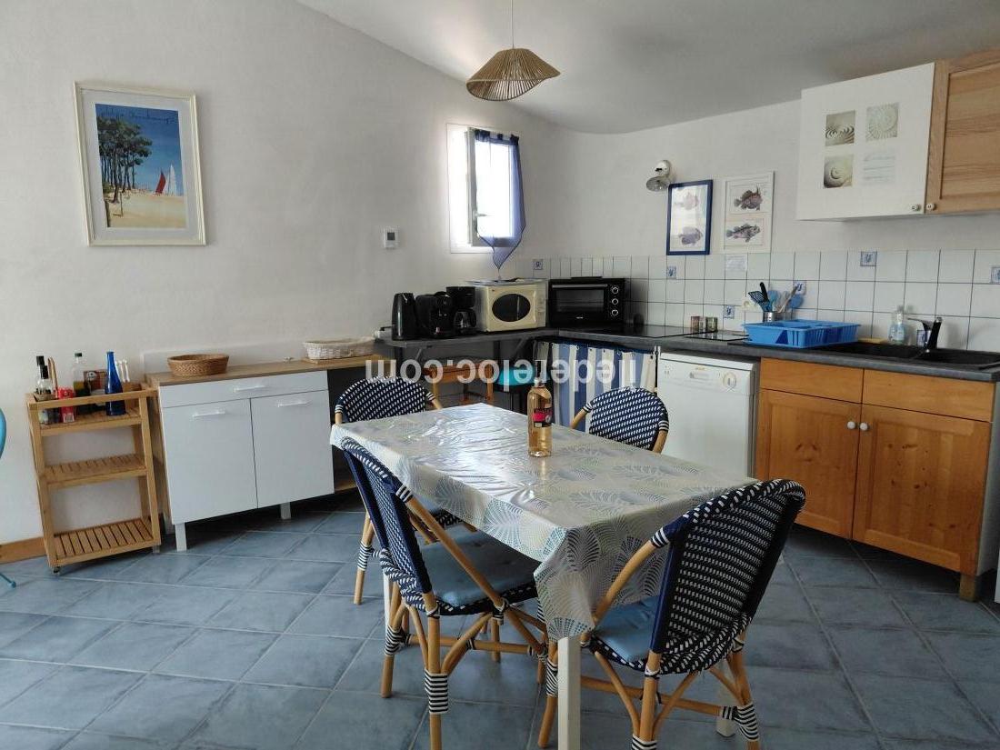 Photo 6: An accomodation located in Le Bois-Plage-en-R&eacute; on ile de R&eacute;.