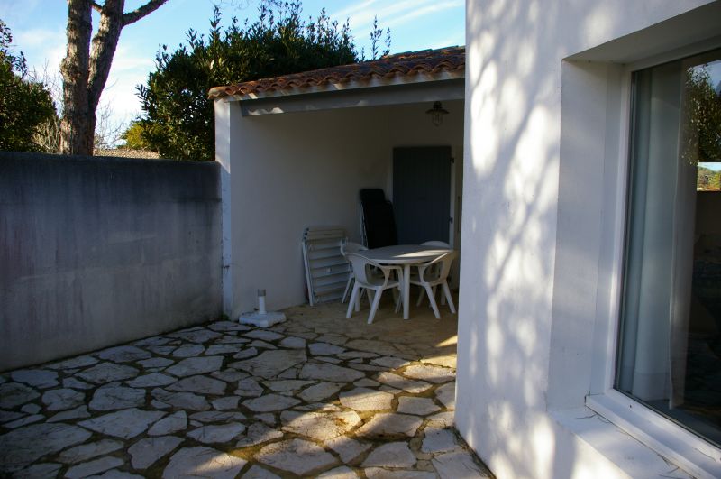 Photo 11: An accomodation located in Les Portes-en-Ré on ile de Ré.