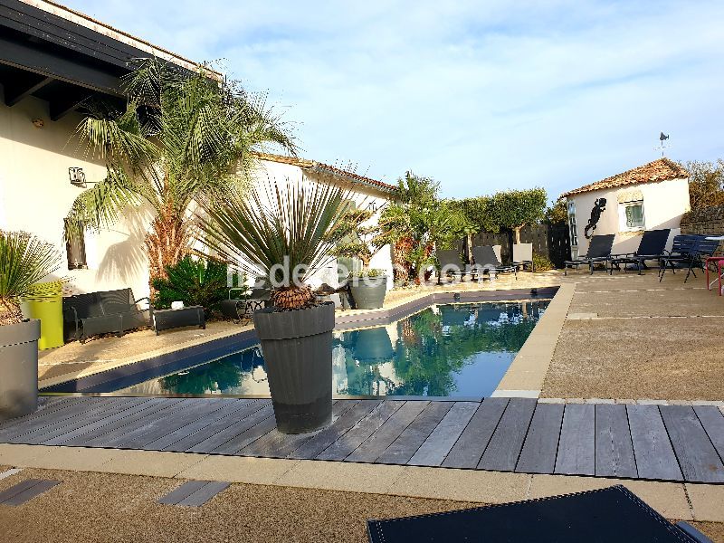 Photo 30: An accomodation located in Sainte-Marie-de-Ré on ile de Ré.