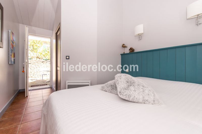 Photo 8: An accomodation located in Sainte-Marie-de-Ré on ile de Ré.