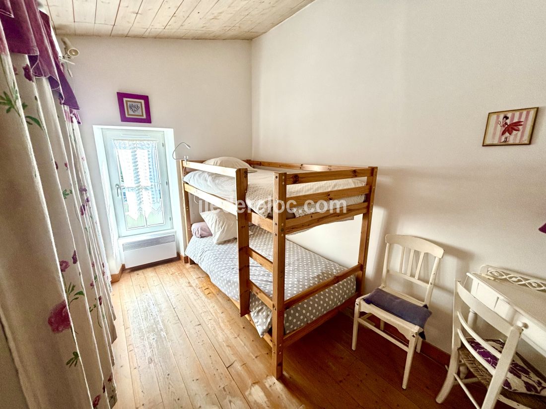 Photo 9: An accomodation located in La Flotte-en-R&eacute; on ile de R&eacute;.