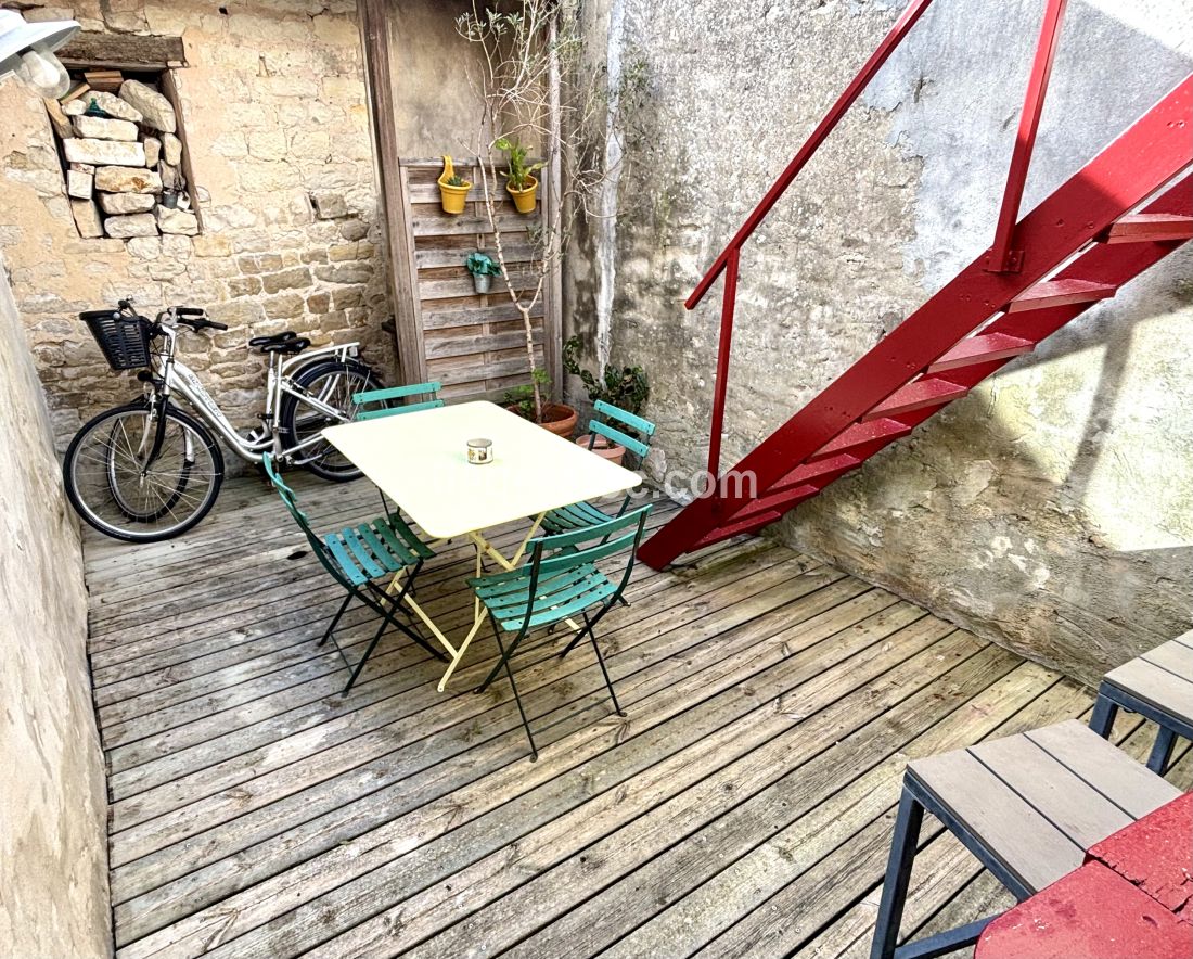Photo 8: An accomodation located in La Flotte-en-R&eacute; on ile de R&eacute;.