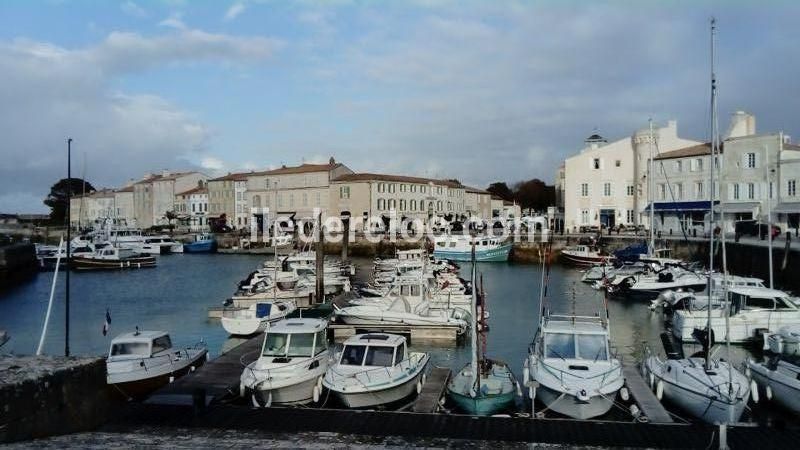 Photo 13: An accomodation located in Saint-Martin-de-Ré on ile de Ré.