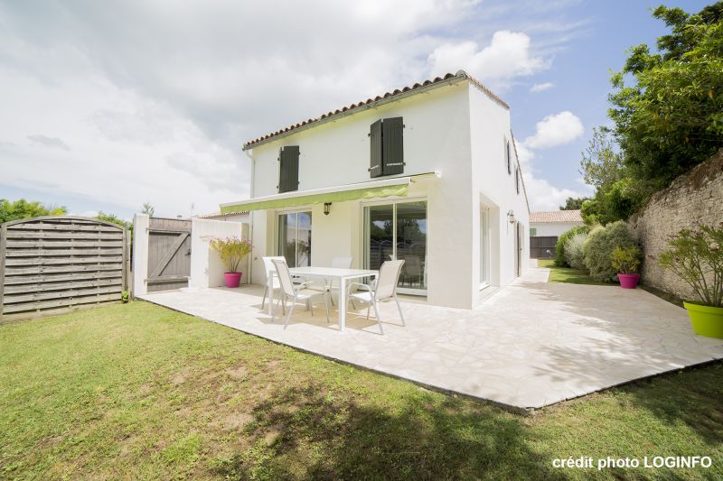 Photo 9: An accomodation located in La Flotte-en-Ré on ile de Ré.