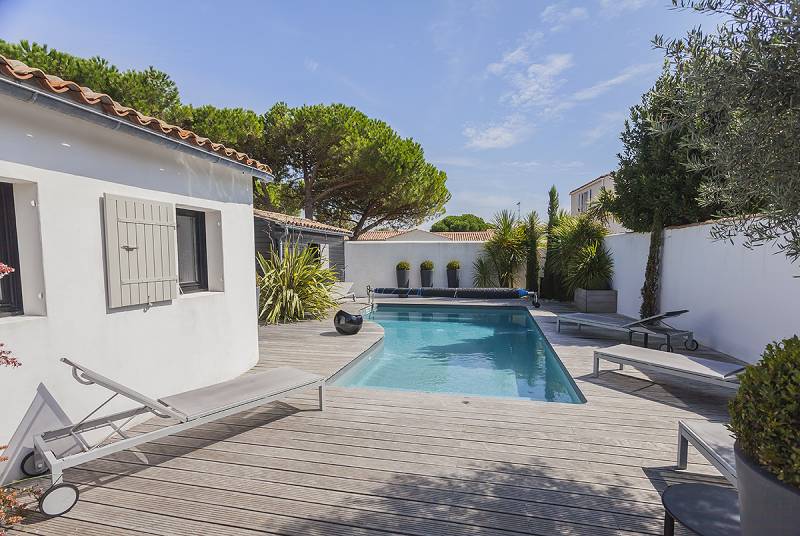 Photo 8: An accomodation located in La Flotte-en-Ré on ile de Ré.