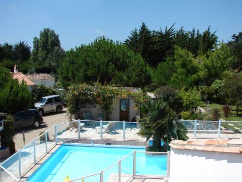 Photo 4: An accomodation located in Le Bois-Plage-en-Ré on ile de Ré.