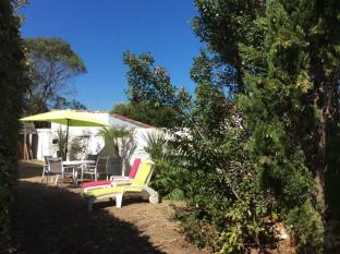 ile de ré Rental with garden located 50 meters from the beach