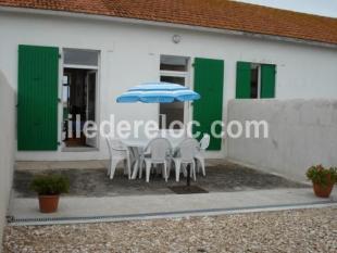 ile de ré House direct access to the beach from 300 euros the week
