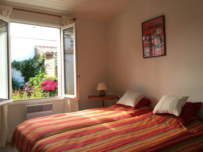 Photo 9: An accomodation located in Saint-Martin-de-Ré on ile de Ré.