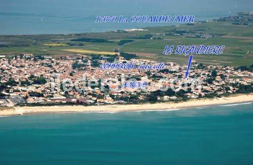 Photo 8: An accomodation located in La Couarde-sur-mer on ile de Ré.