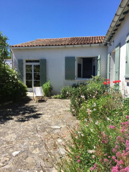 Photo 17: An accomodation located in Ars en Ré on ile de Ré.