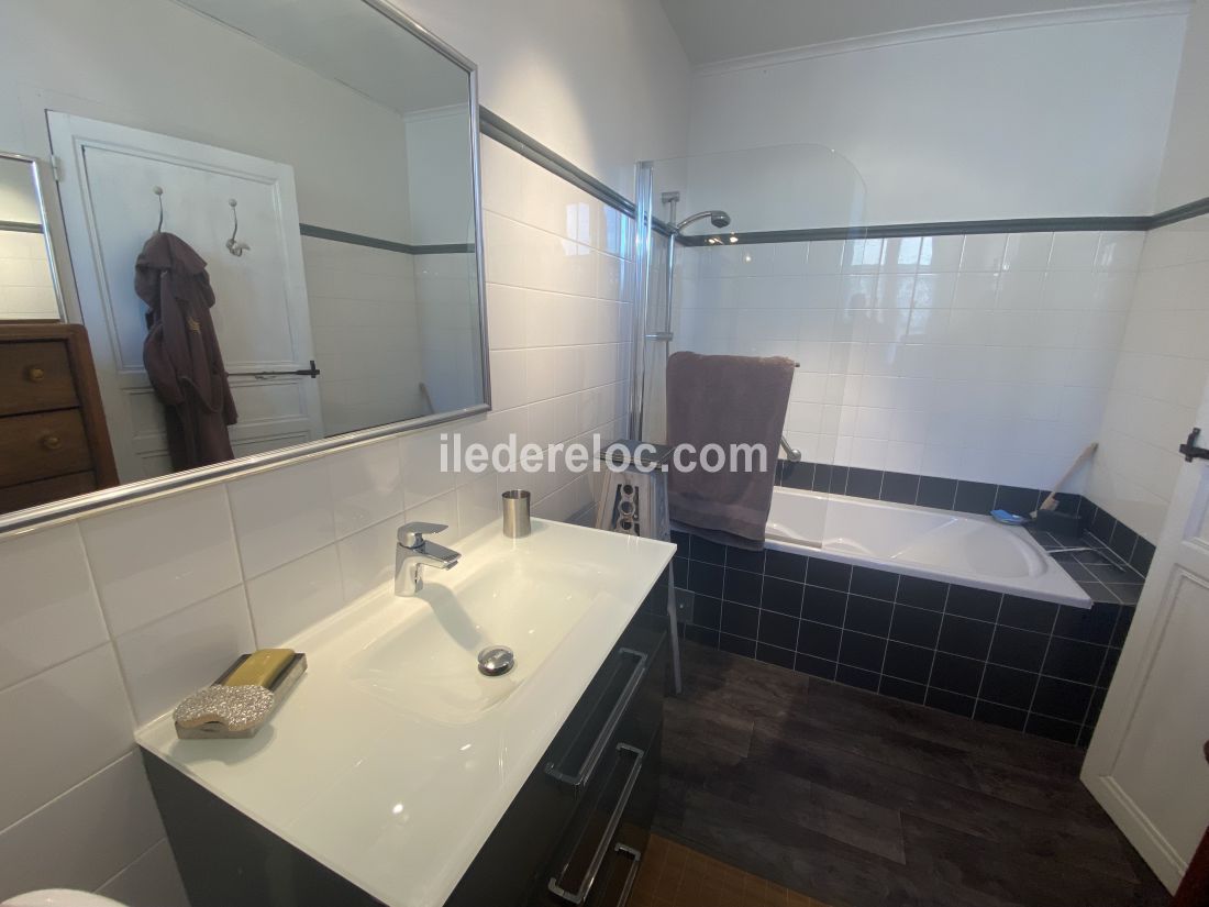 Photo 7: An accomodation located in Saint-Clément-des-Baleines on ile de Ré.