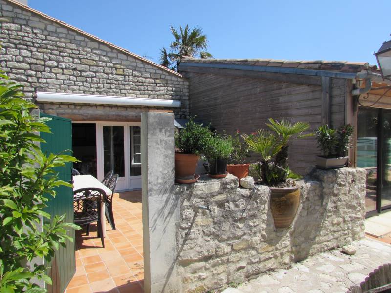 Photo 11: An accomodation located in La Flotte-en-Ré on ile de Ré.