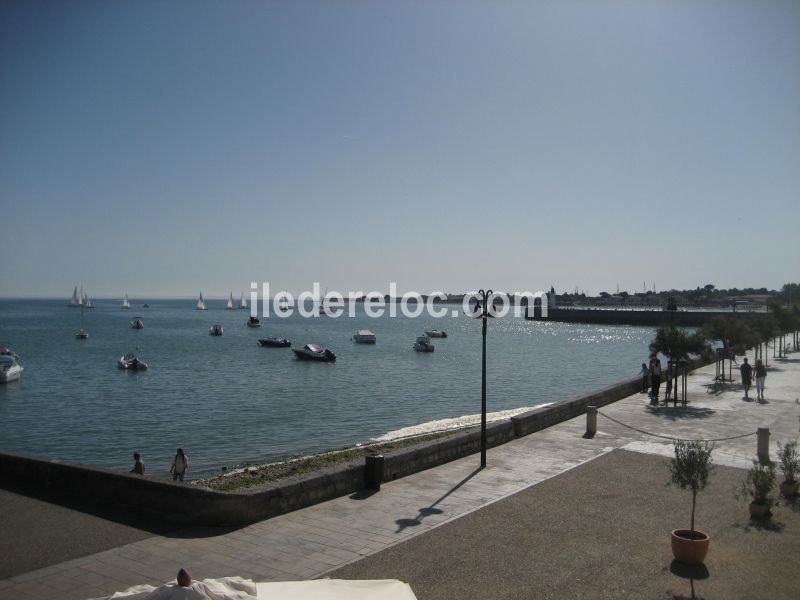 Photo 7: An accomodation located in La Flotte-en-Ré on ile de Ré.