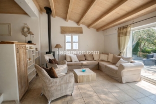 Ile de Ré:La clairette, quiet, in the village center