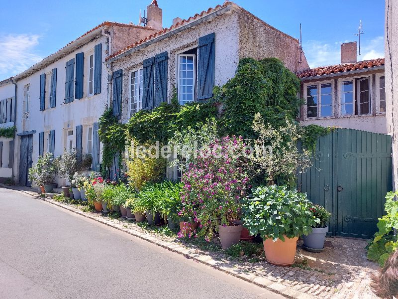 Photo 54: An accomodation located in La Couarde-sur-mer on ile de Ré.