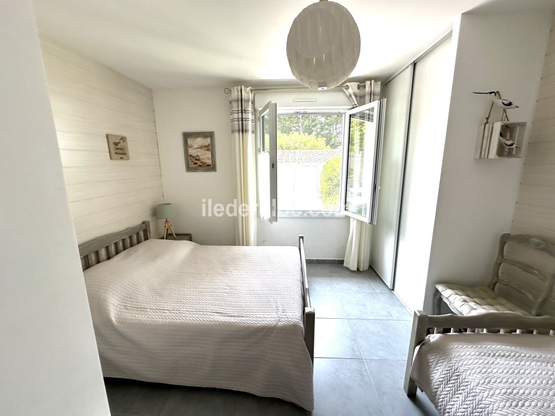 Photo 19: An accomodation located in La Couarde-sur-mer on ile de R&eacute;.