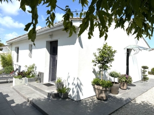 Ile de Ré:All to live maximum outside possibility of having the beds made