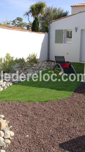 Photo 6: An accomodation located in La Flotte-en-Ré on ile de Ré.