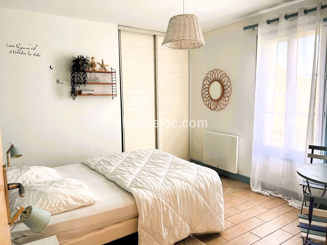 Photo 9: An accomodation located in La Couarde-sur-mer on ile de Ré.
