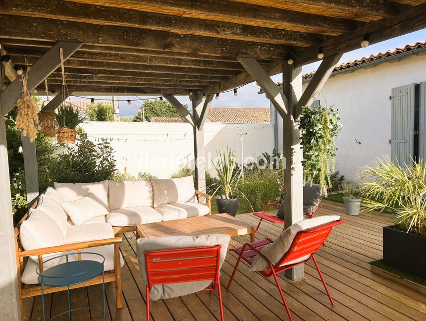 Photo 18: An accomodation located in La Couarde-sur-mer on ile de Ré.