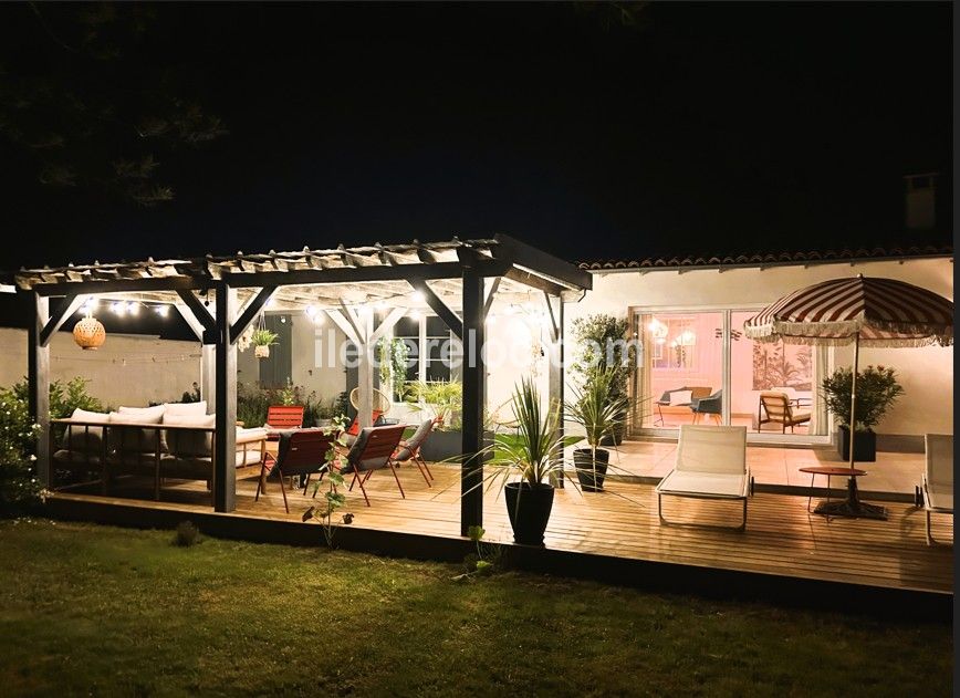 Photo 20: An accomodation located in La Couarde-sur-mer on ile de Ré.