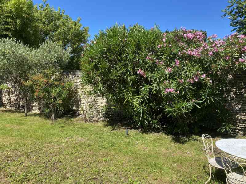 Photo 7: An accomodation located in Les Portes-en-Ré on ile de Ré.