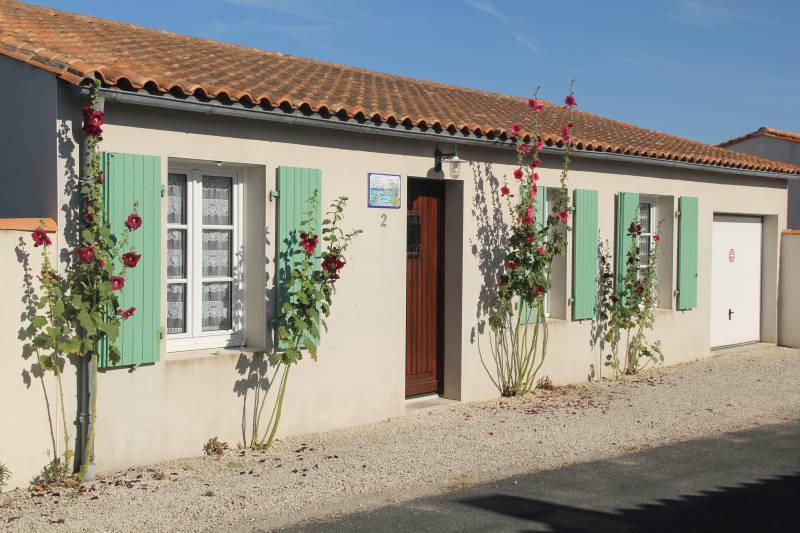 Photo 5: An accomodation located in Sainte-Marie-de-Ré on ile de Ré.