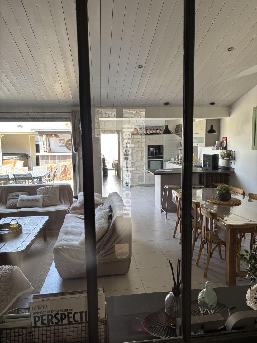 Photo 13: An accomodation located in Sainte-Marie-de-Ré on ile de Ré.