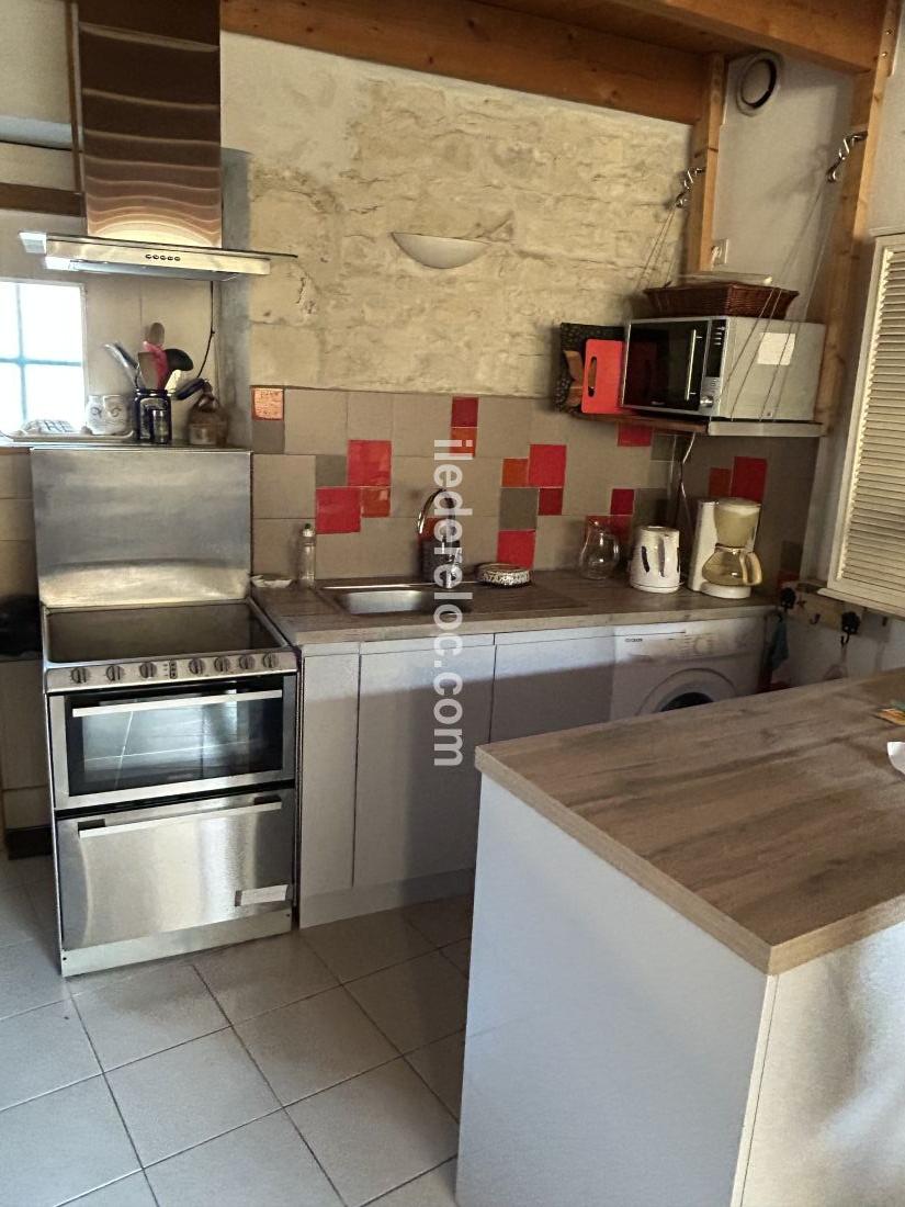 Photo 7: An accomodation located in Le Bois-Plage-en-Ré on ile de Ré.