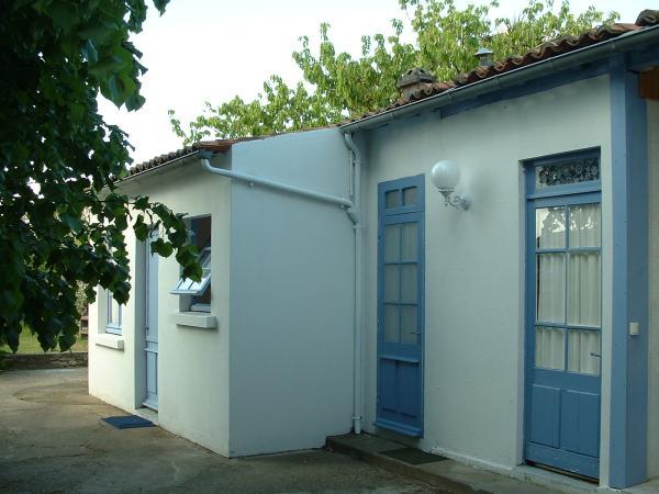 Photo 4: An accomodation located in Le Bois-Plage-en-Ré on ile de Ré.