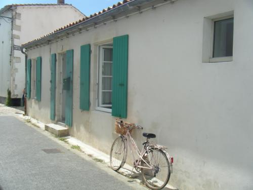 Photo 21: An accomodation located in La Flotte-en-Ré on ile de Ré.