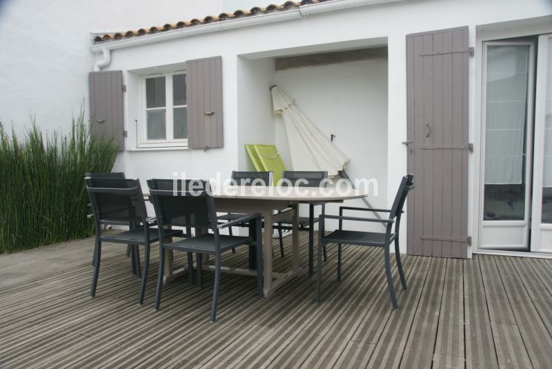 Photo 3: An accomodation located in Le Bois-Plage-en-Ré on ile de Ré.