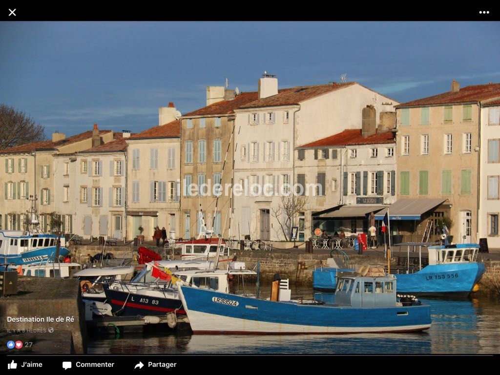 Photo 22: An accomodation located in Le Bois-Plage-en-Ré on ile de Ré.