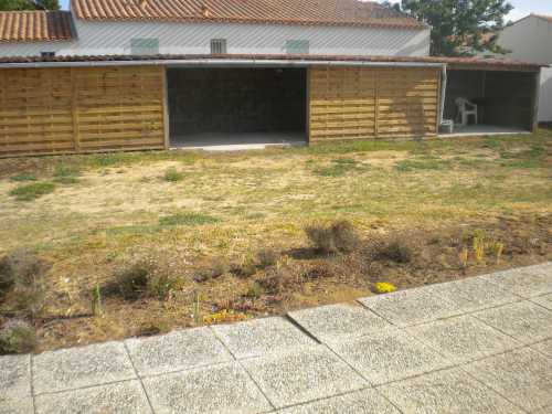 Photo 4: An accomodation located in Le Bois-Plage-en-Ré on ile de Ré.